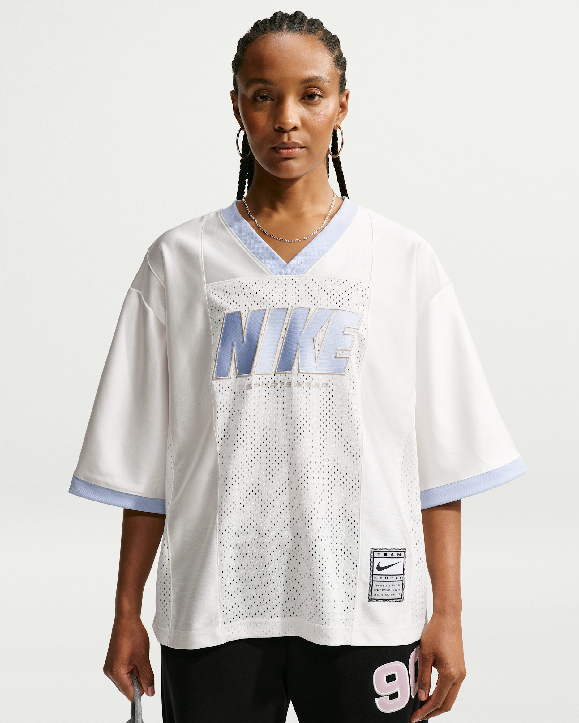 Nike Sportswear Women's Oversized Short-Sleeve Graphic Jersey. Nike SI